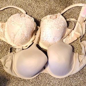 2 Victoria's Secret 36D Bras